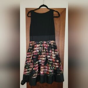 Sz 8 Party dress with wrapped waist. #12